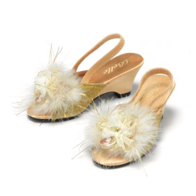 Belle Wedge Shoe