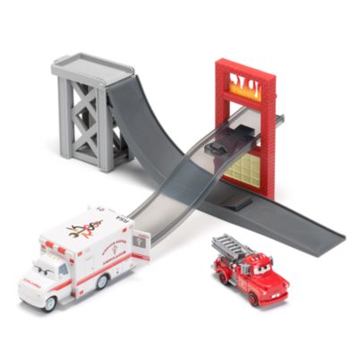 Disney Cars Toons Playset
