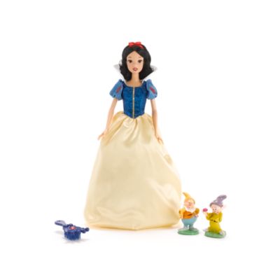 Snow White Classic Doll